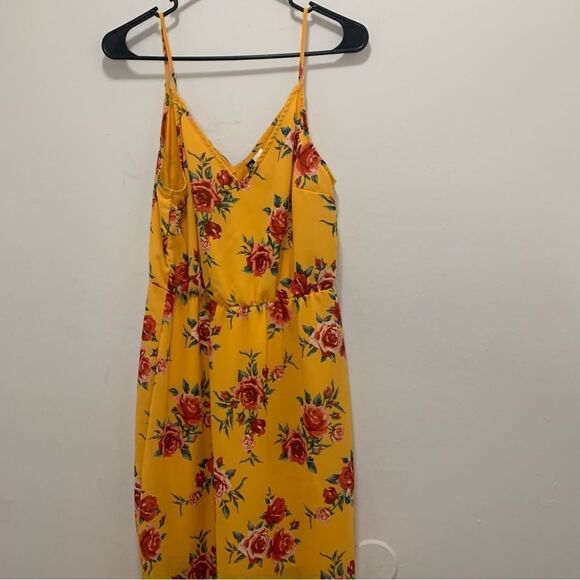 Divided Yellow Floral Spaghetti Strap Dress Size 6 - Picture 11 of 11